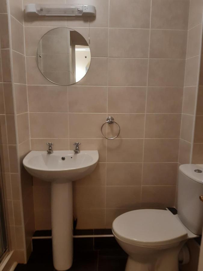 24 Beds In Carrick On Shannon Exterior photo