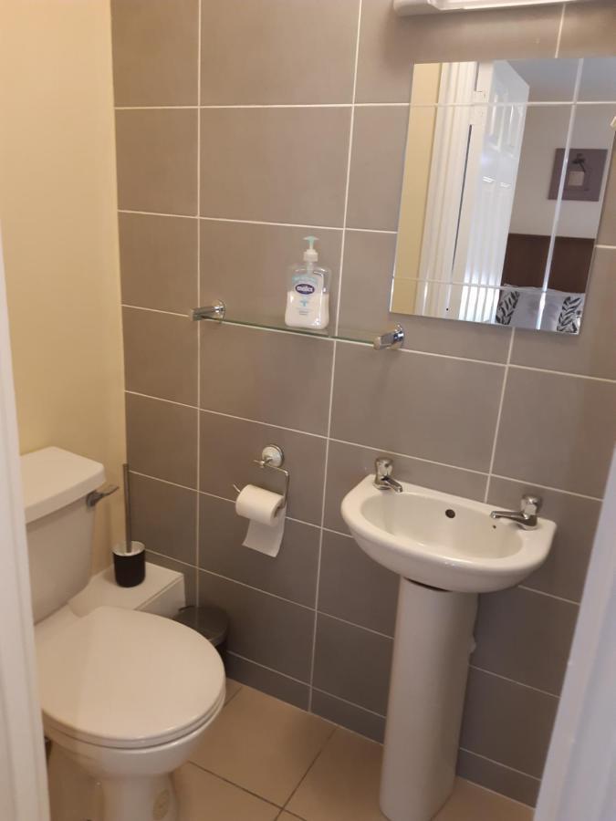 24 Beds In Carrick On Shannon Exterior photo